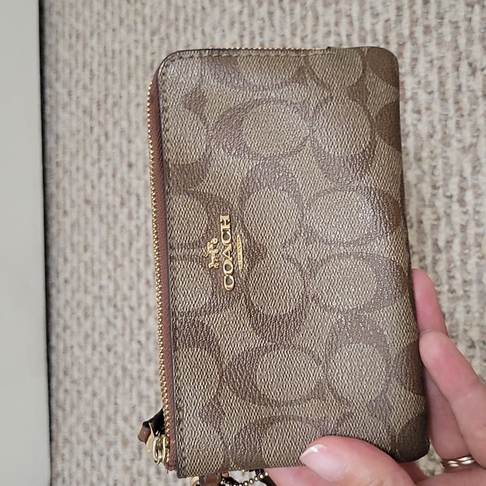 Coach double zipper wrist purse